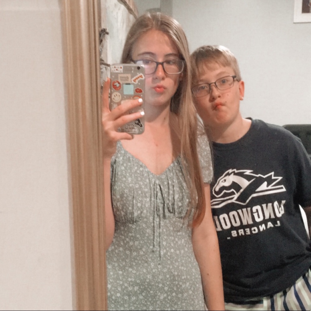 Meet your Posher, Luke & Jess